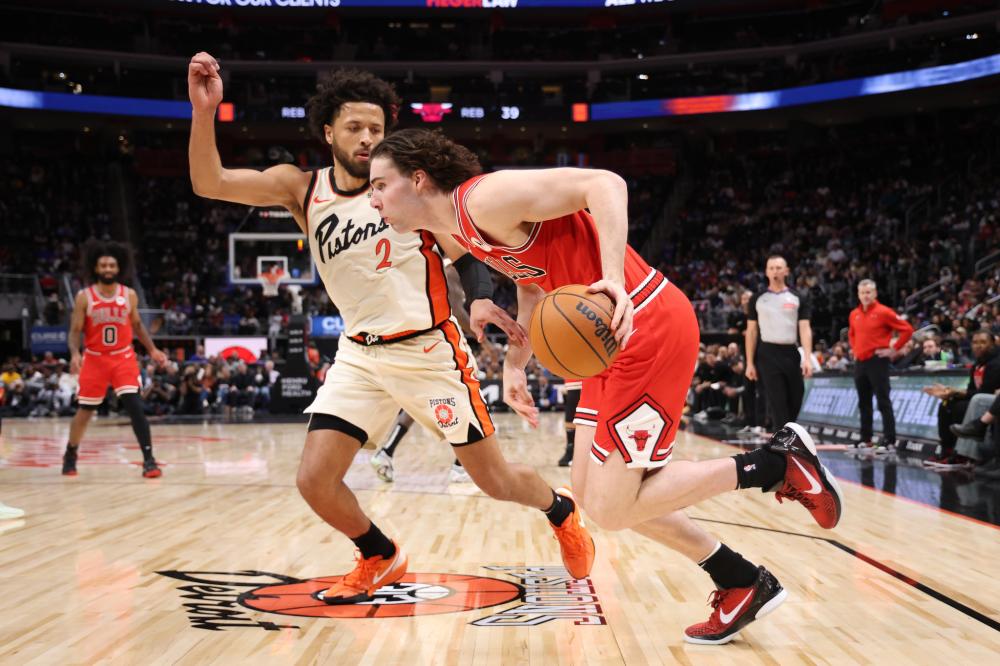 仅在政治 仅在政治